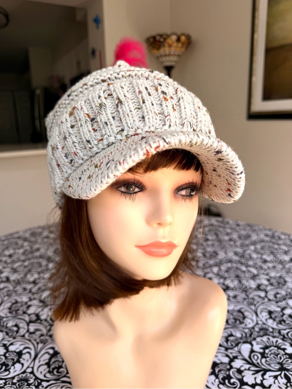 C.C. Exclusives Cream Tweed Knit Newsboy Cabbie Hat - Picture 8 of 11